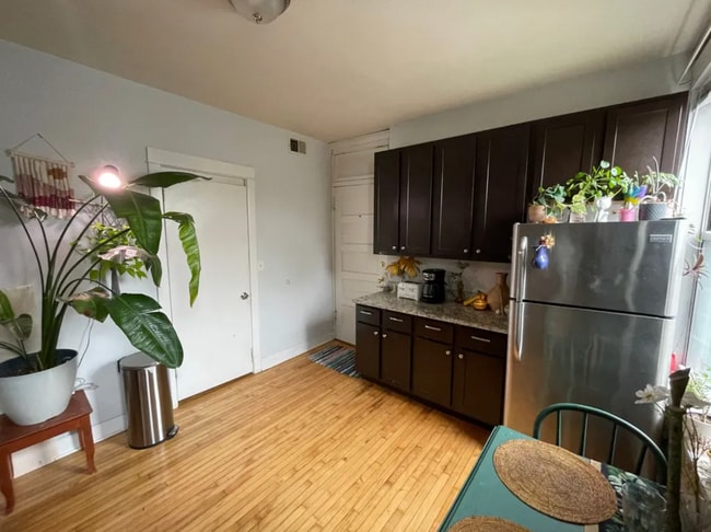 Photo - 1328 N Campbell Ave Unit 1R