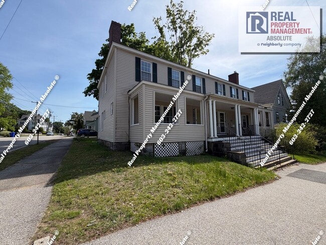 Building Photo - Bright & Updated 3-Bed in Manchester’s East Side