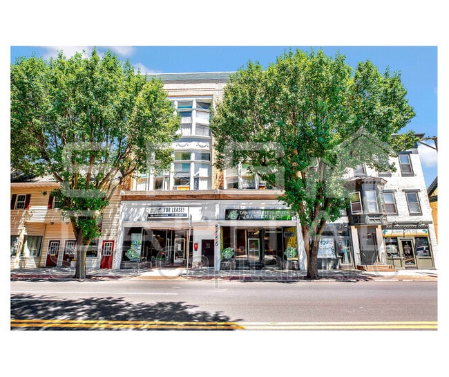 Building Photo - 14 Baltimore St