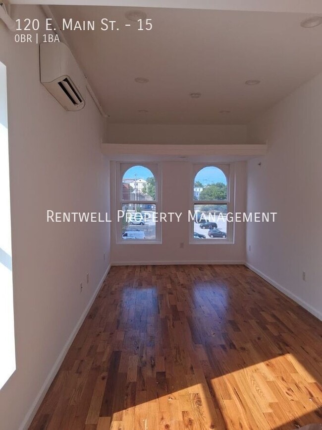 120 E Main St Unit 15