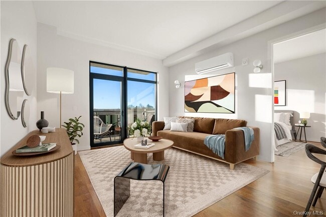 Building Photo - 601 Ridge Hill Boulevard Unit 1404 Rental