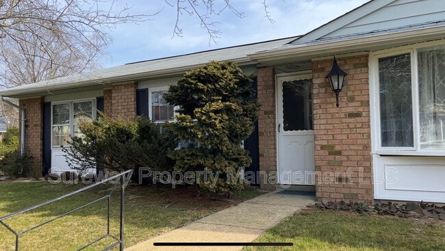 Photo - 134A Buckingham Dr House