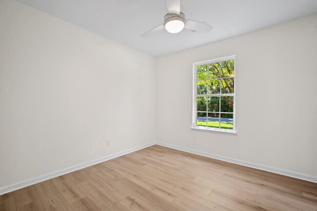 Photo - 3 Bedrooms, 2 baths, with single car garage