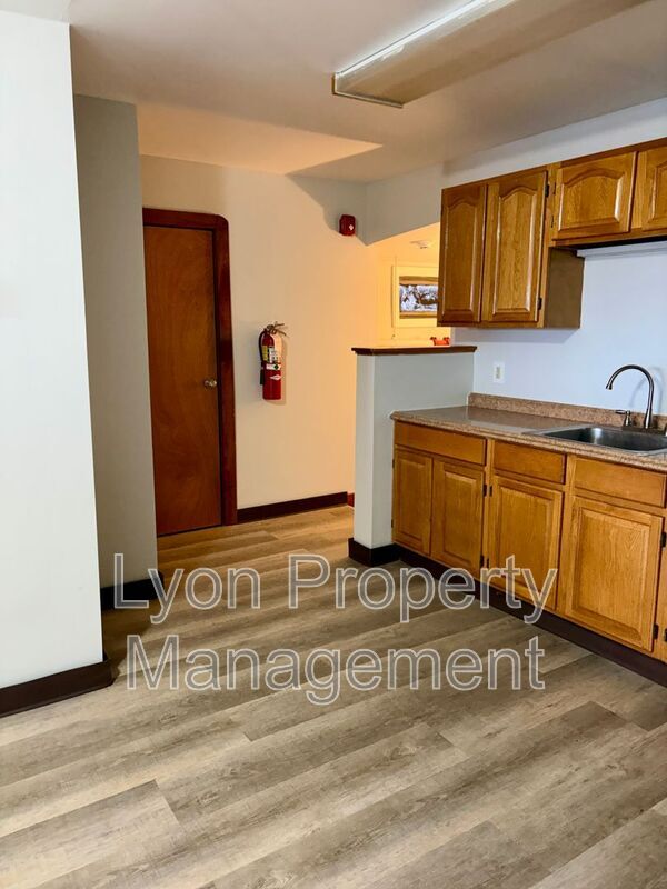 Photo - 50 Hedley Ave Unit 7