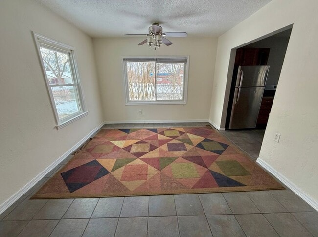 Photo - 339 W 14th St