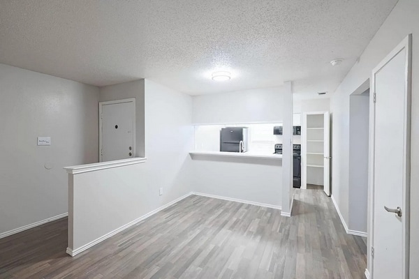 Photo - City Crest Apartments