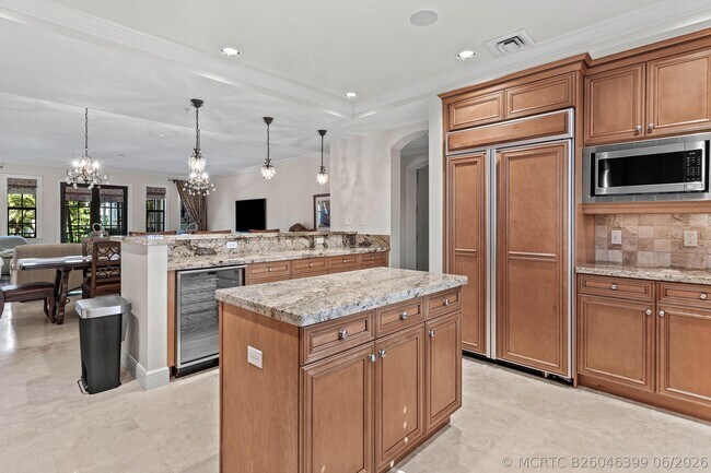 110 Gleason St Unit 203