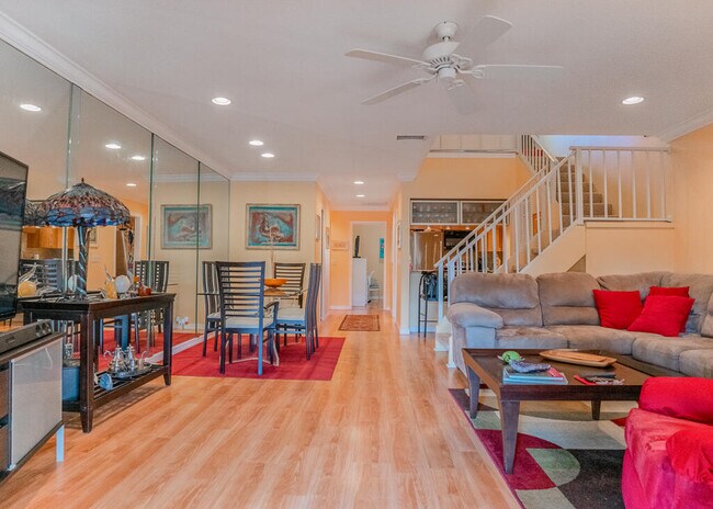 Photo - 1903 NE Media Ave