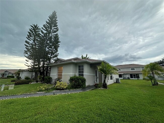 Photo - 14572 Laguna Beach Cir