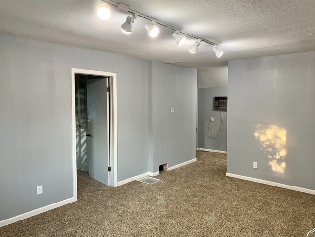 Photo - 817 Chicago Ave Unit 133 Lasalle St. Upper