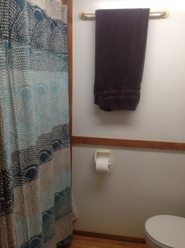 Photo - 213 E Vermilya Ave