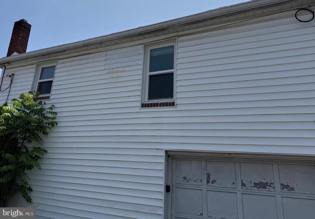 Photo - 111 E Factory St