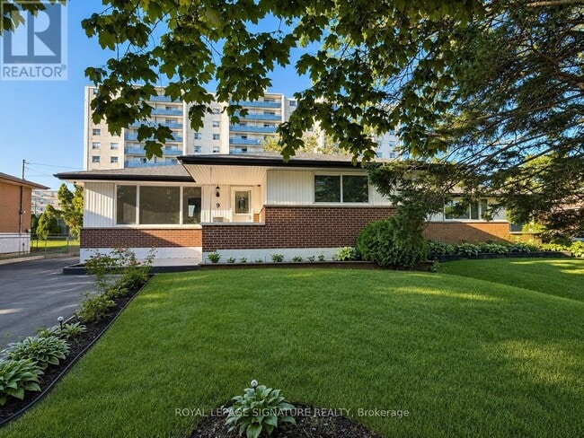 Photo - 9 Fieldway Dr