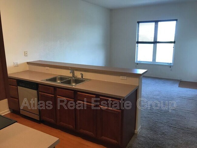 Photo - 15475 E Andrews Dr Unit 315