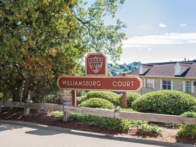 Photo - 18 Williamsburg Ct Unit 1