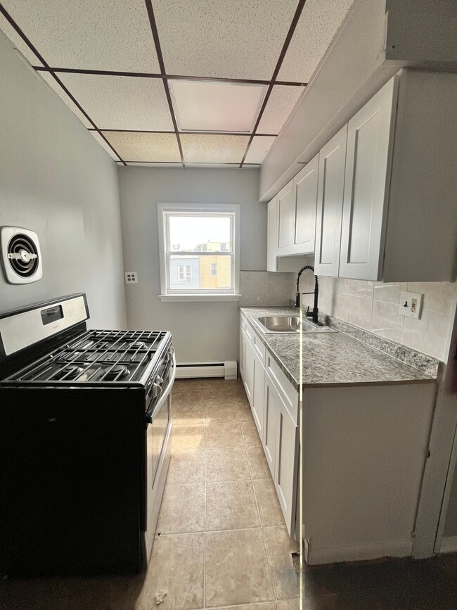 Photo - 75 Broadway Unit 2L