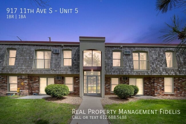 Building Photo - 917 11th Ave S Unit 5 Rental