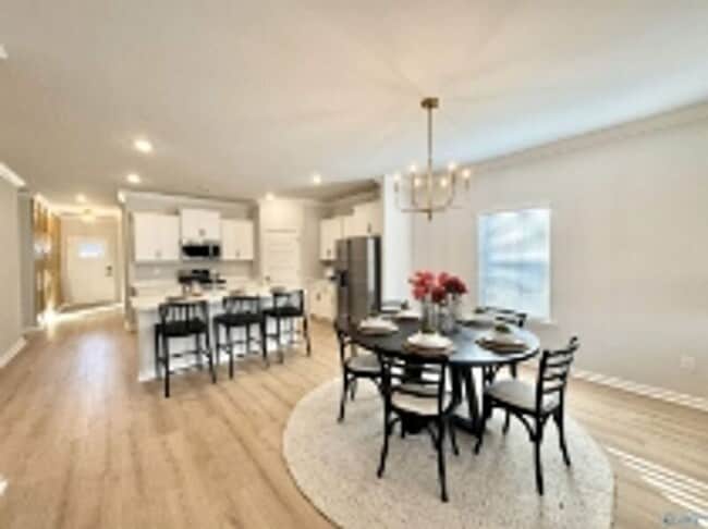 Photo - 112 Willow Rose Ln