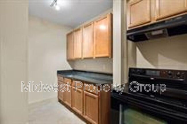 Photo - 4244 Chouteau Ave