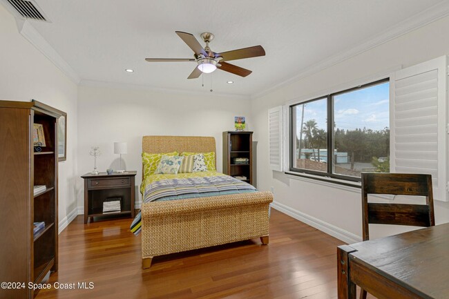 Photo - 110 Magellan Ave