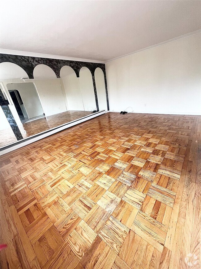 Building Photo - 9 Breglia St Rental
