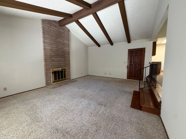 Photo - 7737-7739 Southcliff Dr