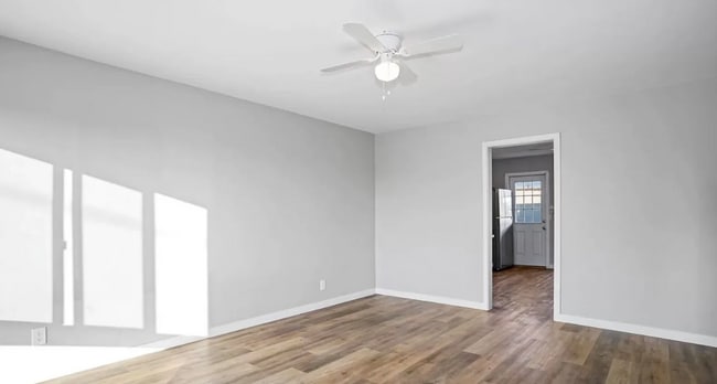 Photo - 2 Bed, 1 Bath Unit in Clairemont/Bay Park ...