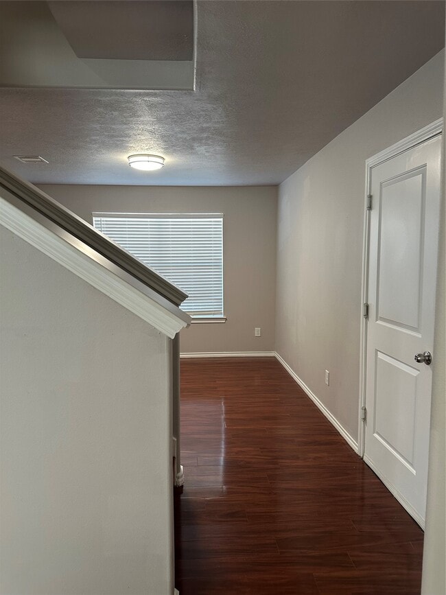 Photo - 11010 View Pointe Ln