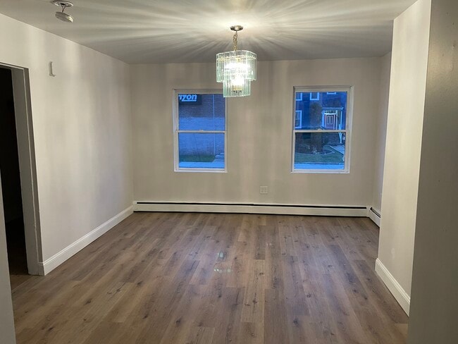 Building Photo - 105 W Milton Ave Unit 105