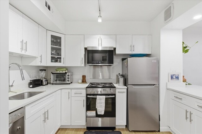 Photo - 2141 Wisconsin Ave NW Unit 202