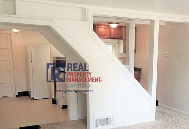 Photo - 517-519 E Cedar St Unit 517