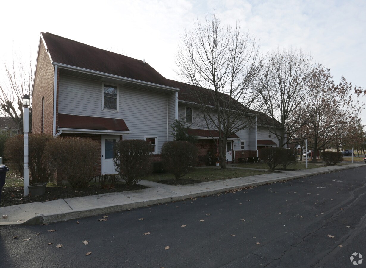 Washington Court - Washington Court