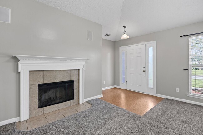 115 Nandina Wy