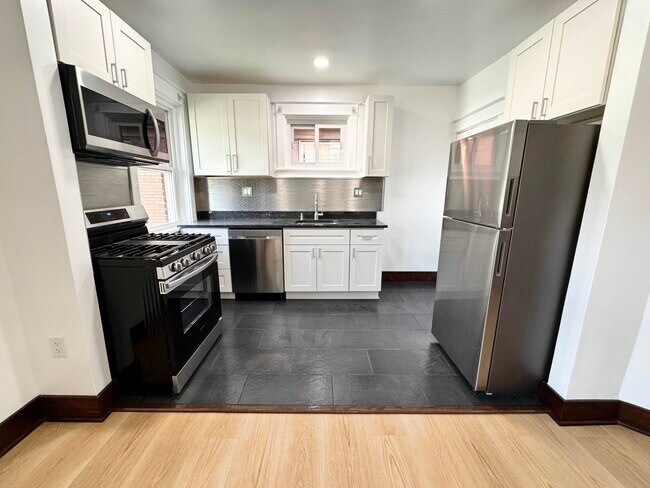 Photo - 261 Gross St