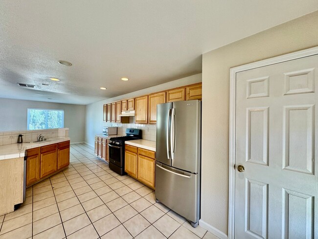 Photo - REDUCED!! 4 Bedroom, 2.5 Bath Home For Rent