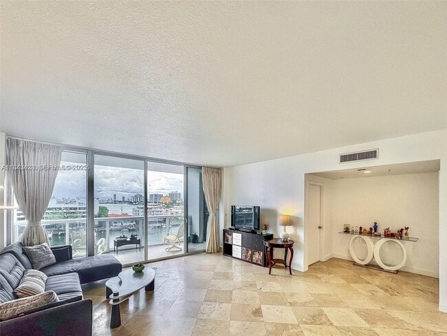 Photo - 7929 West Dr Unit 702