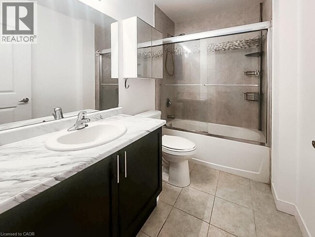 Photo - 101 Shoreview Pl Unité 103