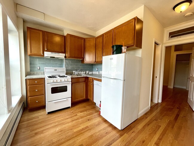 Photo - 1054 Cambridge St Apartments Unit 2F