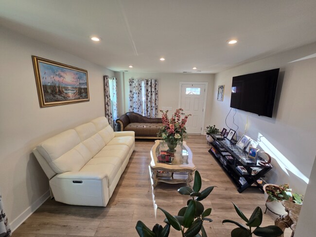 Photo - 7257 George Wythe Ln