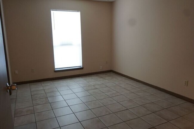Photo - 2 bedroom 2 bathroom flat