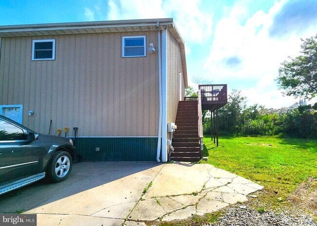 Building Photo - 5079-C N Dupont Hwy Rental