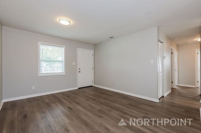 Photo - 7912 Allamanda Ave