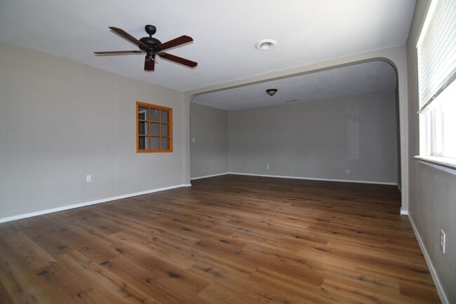 Photo - 8320 S 35th Terrace