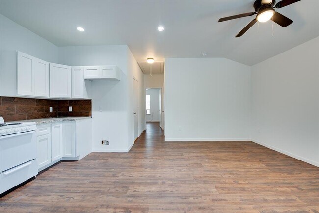 Photo - 1413 Egypt St