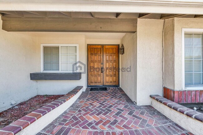 Photo - 904 Sky Meadow Pl