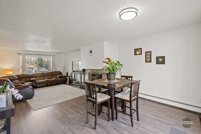 Photo - 6712 E 12th Ave