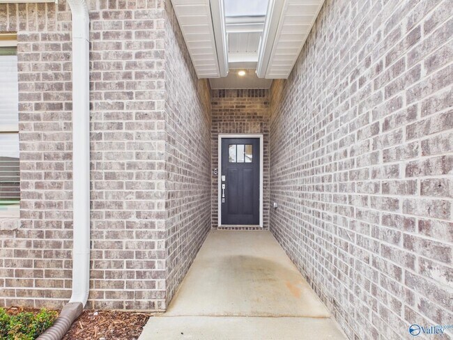 Photo - 17993 Longleaf Dr