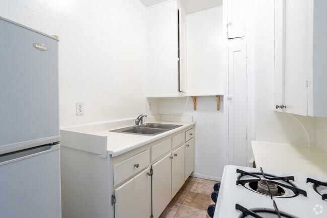 Estudio - Cocina de 595SF - Rosewood Homes