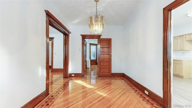 Photo - 2500 Newkirk Ave