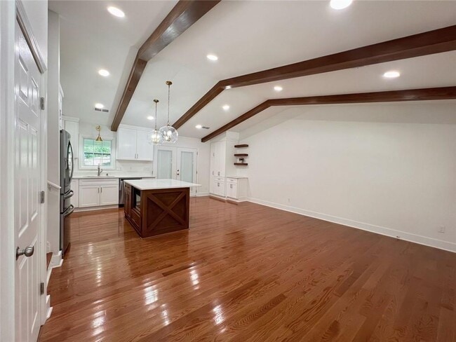 Photo - 2688 Shetland Ln